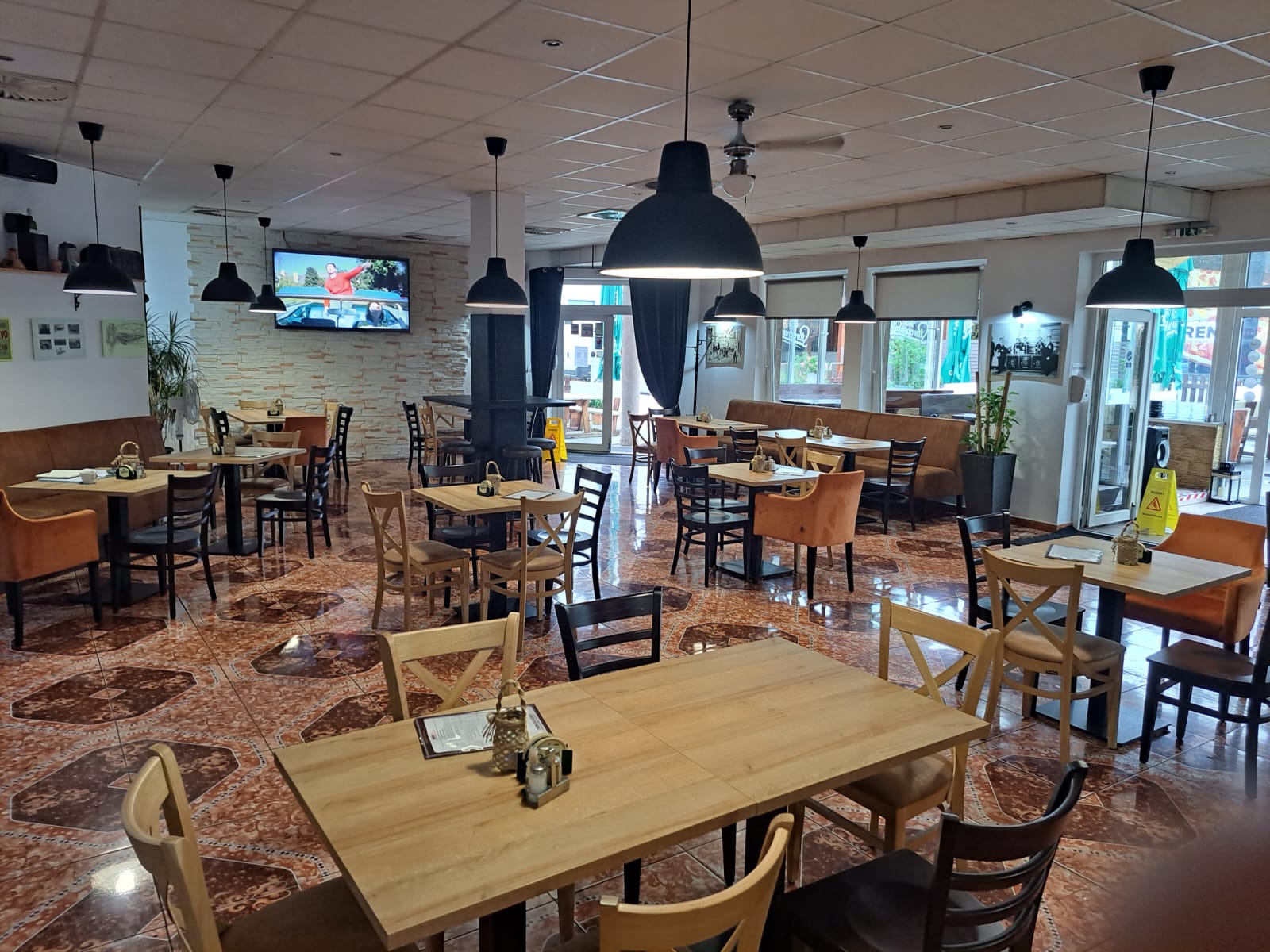 Restaurant & Pub Fontána